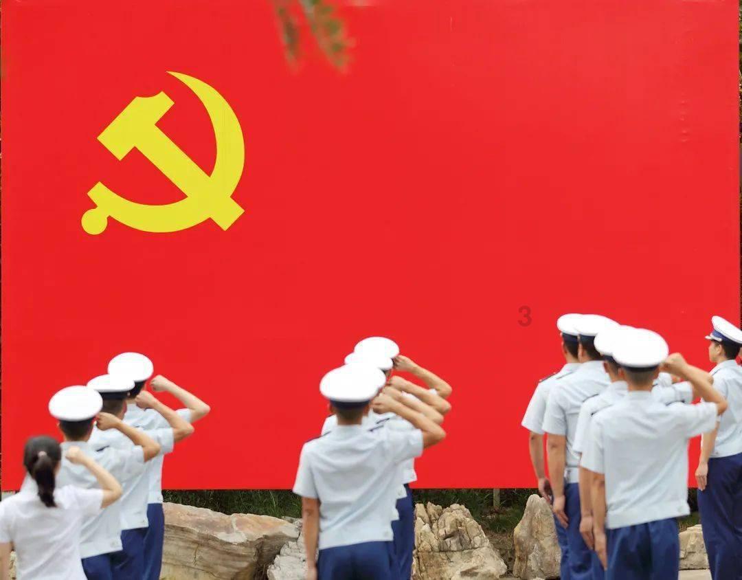 “龙经济”热度狂飙，联名周边炙手可热，海外订单激增