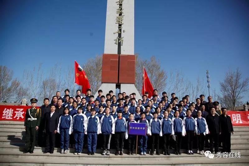 爱笑的甜美气质女神